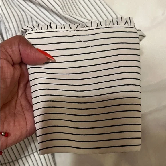 Lea & Viola Black and White Striped Off-Shoulder Blouse - Picture 5 of 10